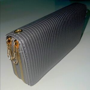 Faux Lizard Double Zipper Wallet Clutch / Wristlet in Gray w Gold Hardware, Croc